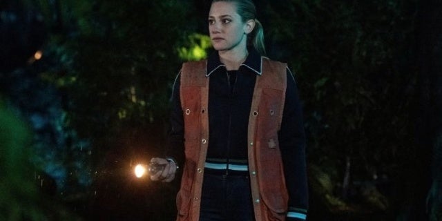 Riverdale: SPOILER Returns in “The Locked Room” Preview